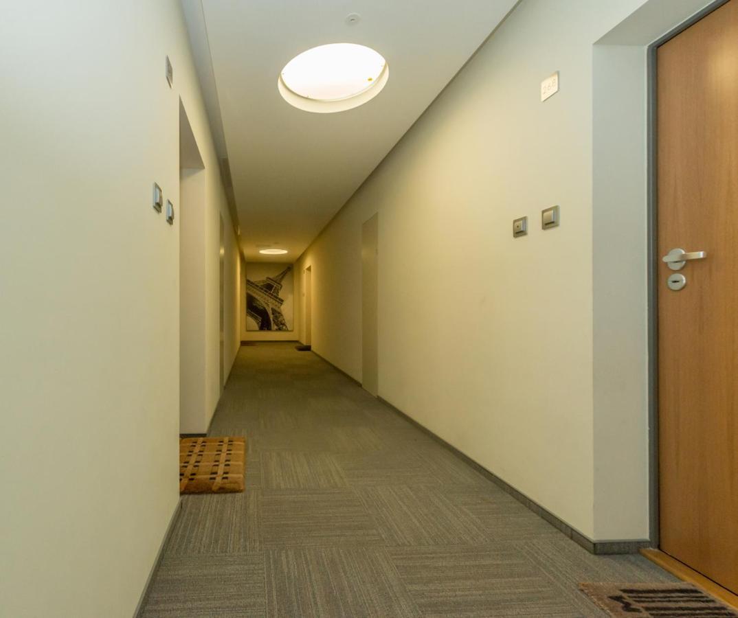 Gdanski Business Center Apartments Варшава Екстер'єр фото